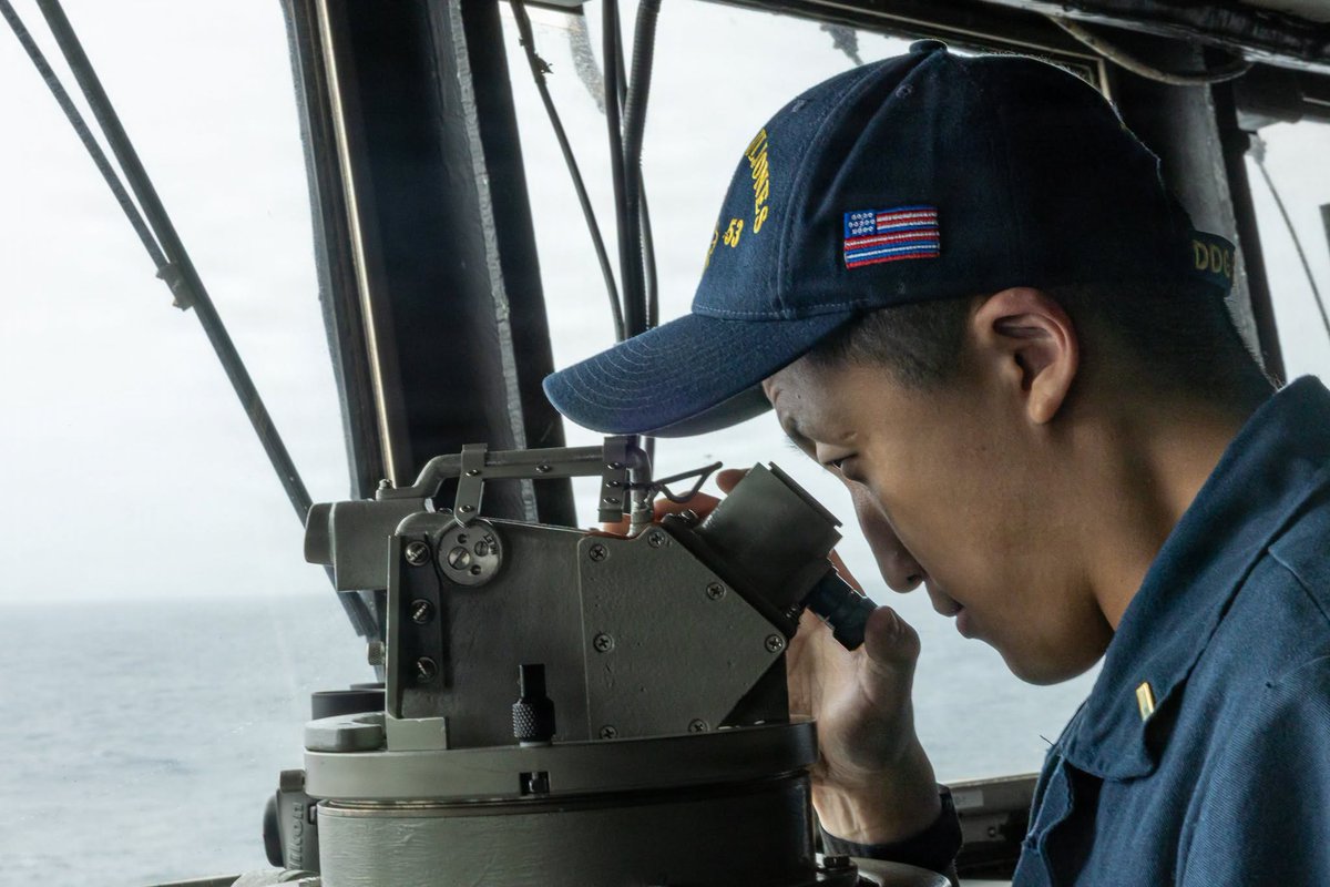 SurfaceWarriors's tweet photo. From the bridge to the engineering spaces, and out on the open water, the crew of the Arleigh Burke-class guided-missile destroyer USS John Paul Jones (DDG 53) is operating at peak readiness in the U.S. 5th Fleet area of operations.
#SurfaceWarriors | #USNavy | #ReadyOnArrival https://t.co/koFx9KP3k0