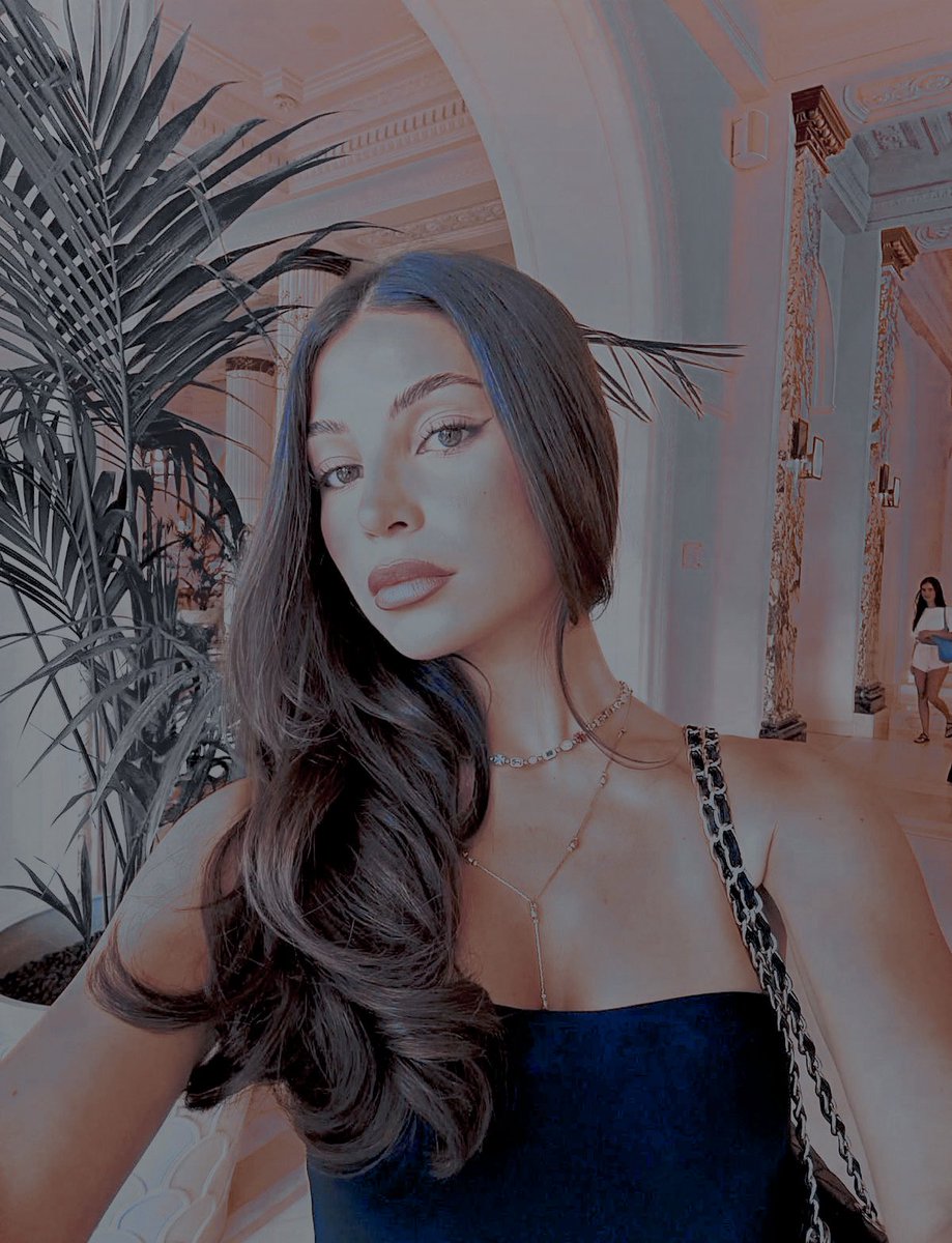 analyticdream's tweet photo. can  you  tell  my  favorite  color  is  black  :) https://t.co/0wMrs7UqvX