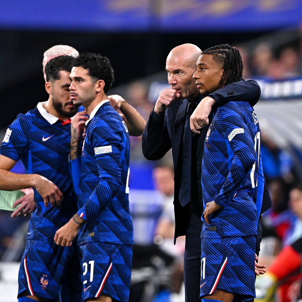 lnstantFoot's tweet photo. T'es là tu gagnes 1-0... Puis tu vois Cherki, Olise, Da Cunha et Doué entrer. 🤣🤣🤣 https://t.co/IwoNQ6tdr2