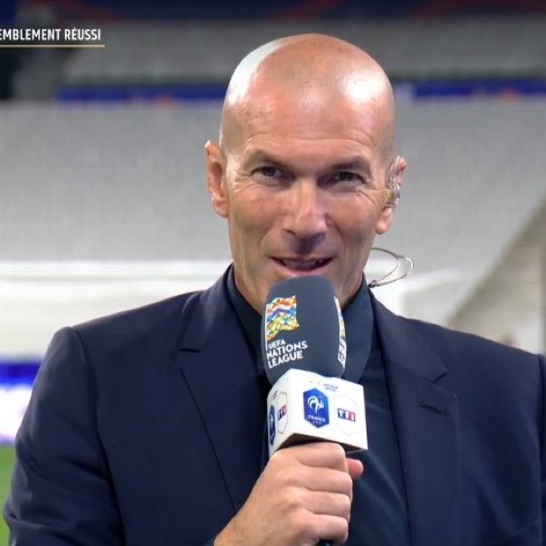 utdreport's tweet photo. Zinédine Zidane: "Leny [Yoro] played a great game." [@MUnitedFR] https://t.co/1hoV3TU9R8