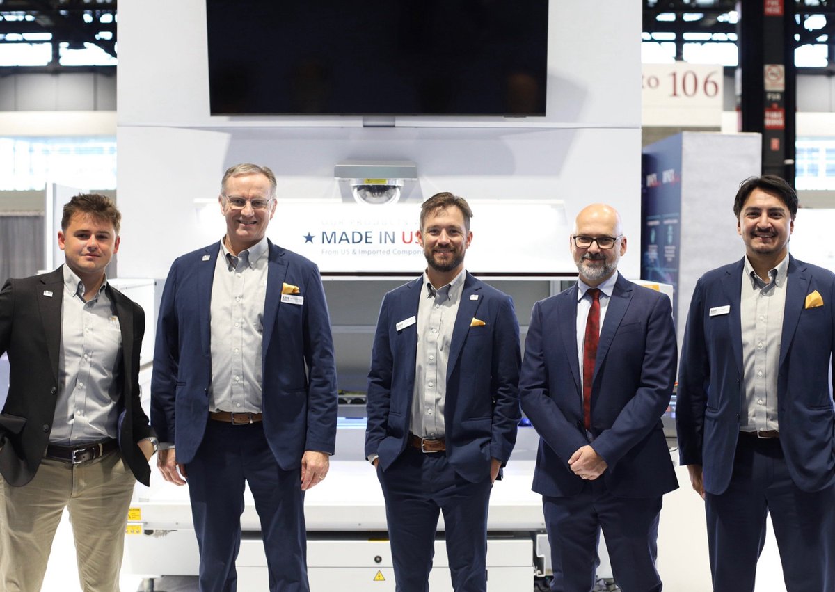 ModulaUS's tweet photo. We're enjoying a great first day here at APTA EXPO 2026! Come meet the Modula team at Booth #4226 and see the Modula Lift with Double Bay configuration in action.

And if you’re joining us tomorrow, stop by for Happy Hour from 3–5 PM! 🍻

#Modula #APTAEXPO2026 #TransitSolutions #AutomatedStorage #MaterialHandling #WarehouseAutomation #SmartStorage #aptaTransform