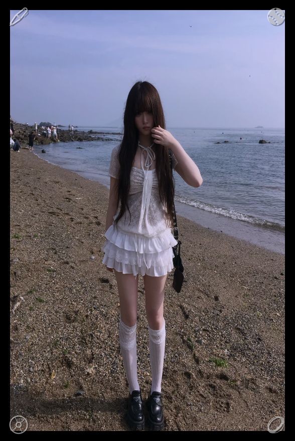 a_ko0523's tweet photo. 📘Chocolate Caramel Cookies The cookies are deliciousI drop the anchor three miles from shore, where the water deepens to 40 feet, a spot I’ve fished a hundred times. The anchor chain clatters into the sea, and I wait for it to catch, watching the water settle around the boat. https://t.co/ri5oHNhtOa