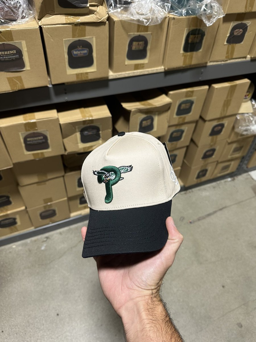 referencebrand's tweet photo. The way the P in green just pops 🤌 just added these new Philadelphia hats to the site https://t.co/OR0ODFsbIc