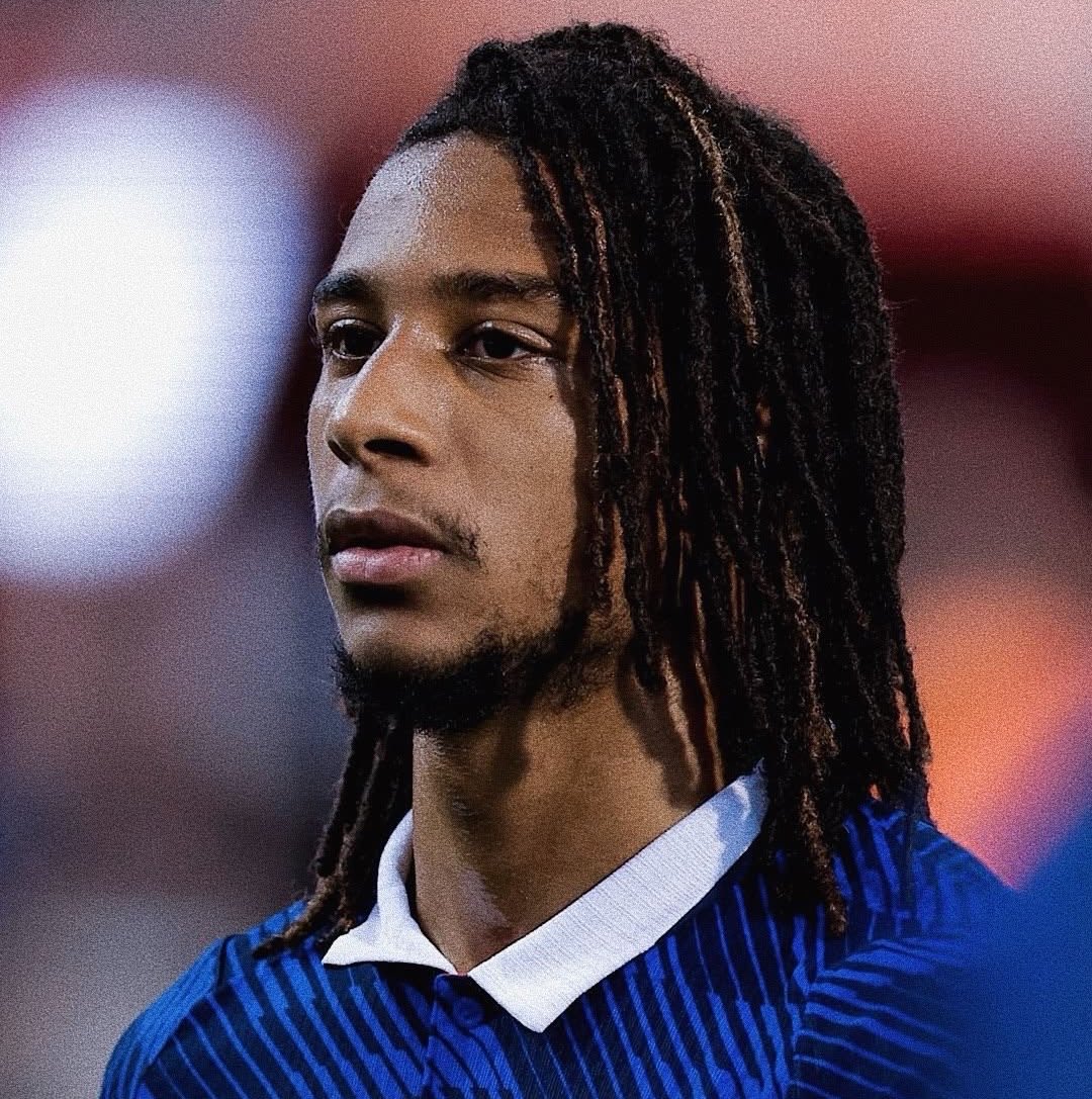 t00la244's tweet photo. Lost 5-2 to Yamal in Nations League 
Lost 4-1 to Yamal in UCL 
Lost 2-1 to Yamal in EURO 
Lost 2-0 to Yamal in World Cup 

the most forced debate ever 😭 https://t.co/OtBnmaLckC