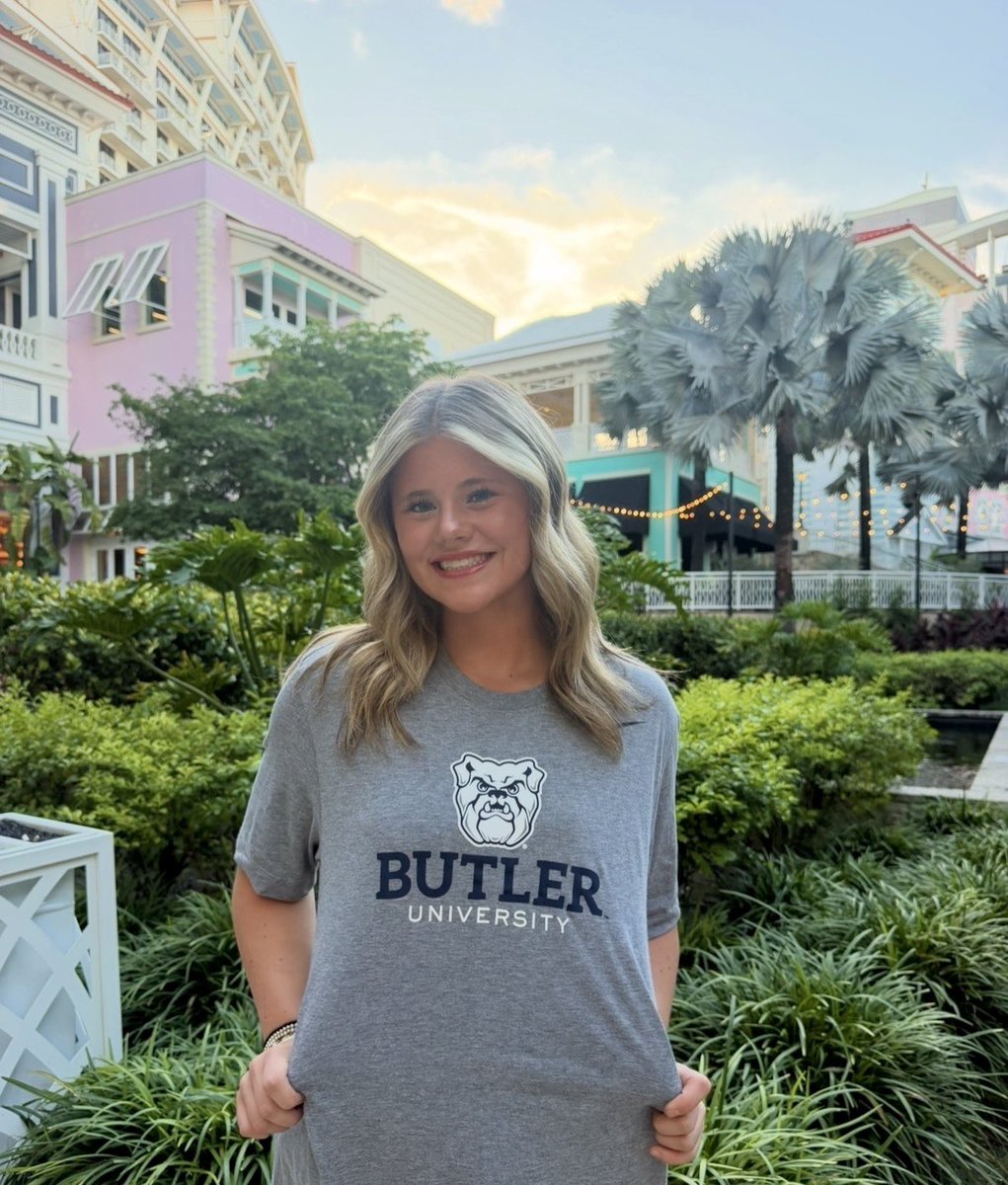 katedrury09's tweet photo. Committed! Go Dawgs!! 🐾🩶 @IMG08BenGod @MCHS__SB @rothrock03 @HollyTuckerVan1 @ButlerSoftball @BUsoftballcoach @CoachMalWinters @LineDsoftball @jagoddard https://t.co/gqgJYLsktf