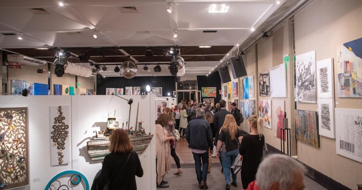 infobaecultura's tweet photo. Regresa ArteLamroth: 300 artistas, una causa solidaria que cumple 15 años y nombres como Erlich, Ferrari y Le Parc https://t.co/1nzC9zpNLo https://t.co/oK0gUWbCKn