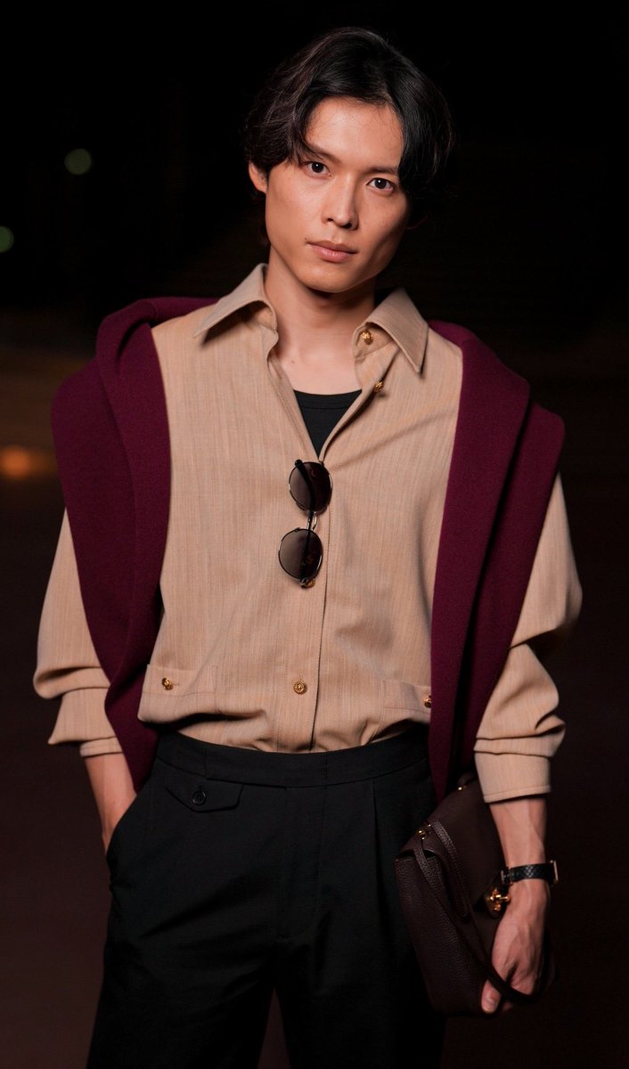 MM67_185's tweet photo. 突然、国宝級イケメン出されて泣いてる。 https://t.co/rDQe7lwFKt