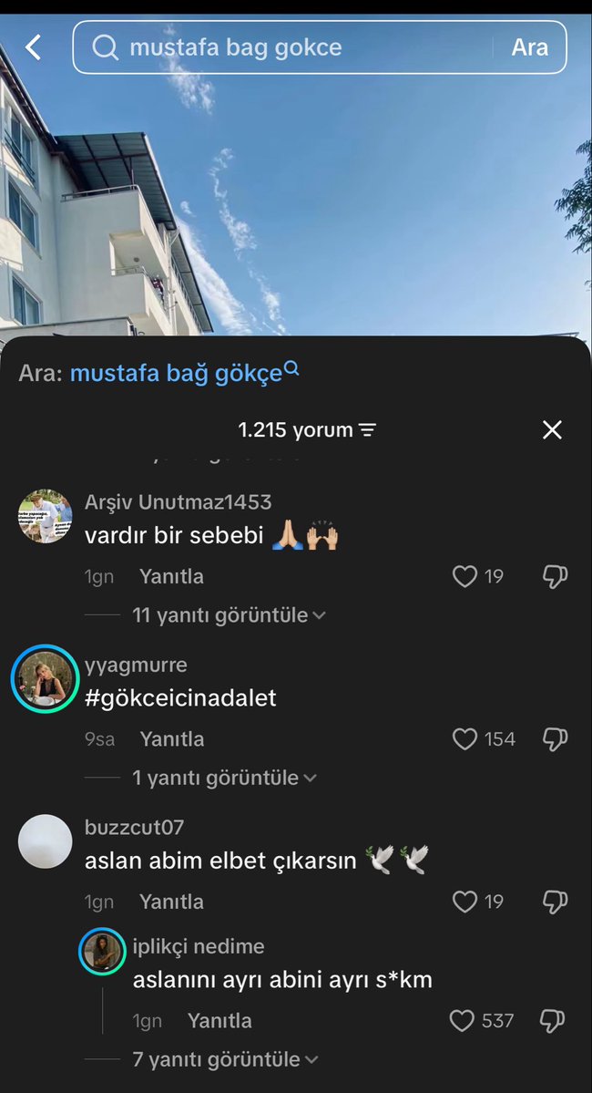 nehrcalhanoglu's tweet photo. ayni sekilde erkekler de takip etmis erkekler de yorum atmis birkac karaktersiz kizin ama yakisikli ya demesi kadar pic erkeklerin yorumlarini asla konusmayacaksiniz bi kere tarafsiz olun insan gibi davranin https://t.co/4QhERH1Z6p