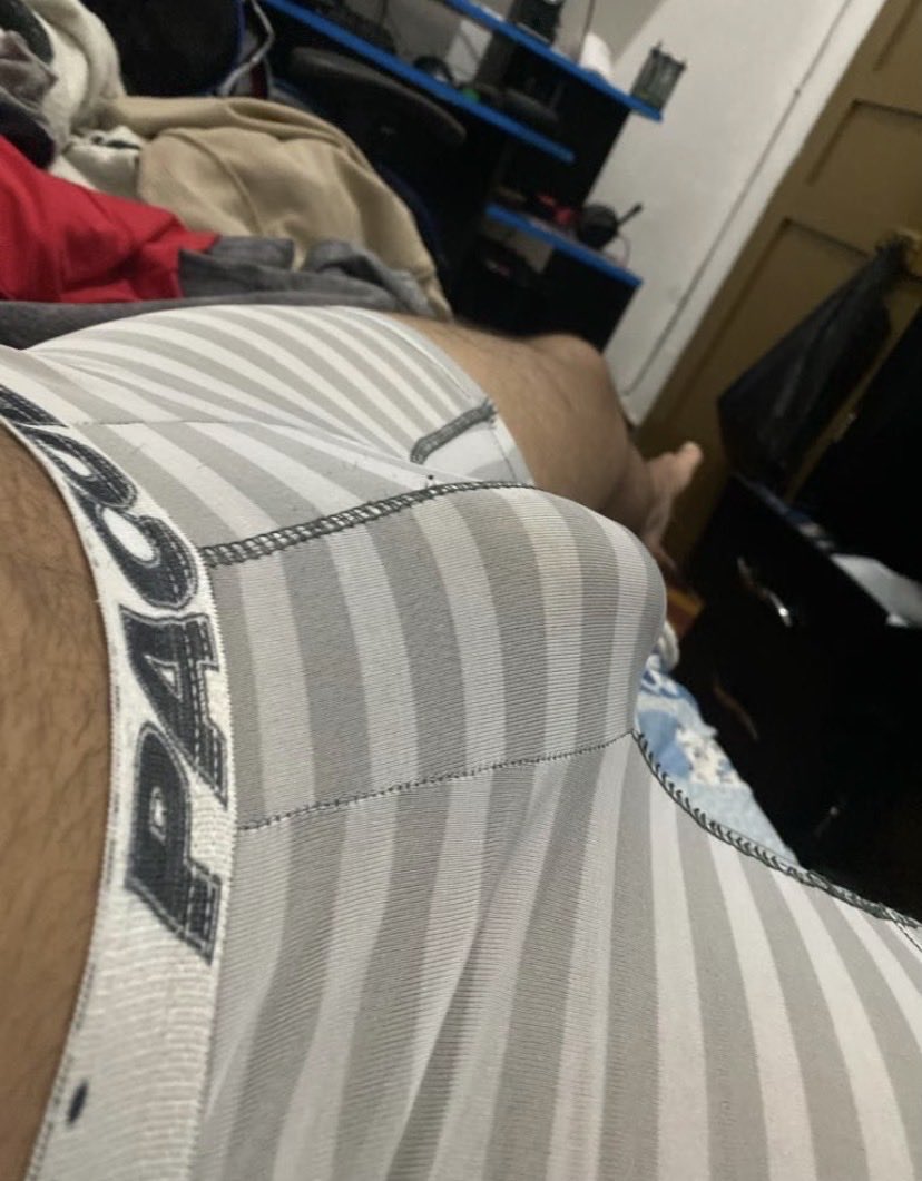 FrikitonMED's tweet photo. Ufff, que morbo me causa estar así 🤤🥵

#medellin #gay #خان_کی_سالگرہ_مزاحمت_کے_نام #underwear #gaybear https://t.co/J4K7OugYDM