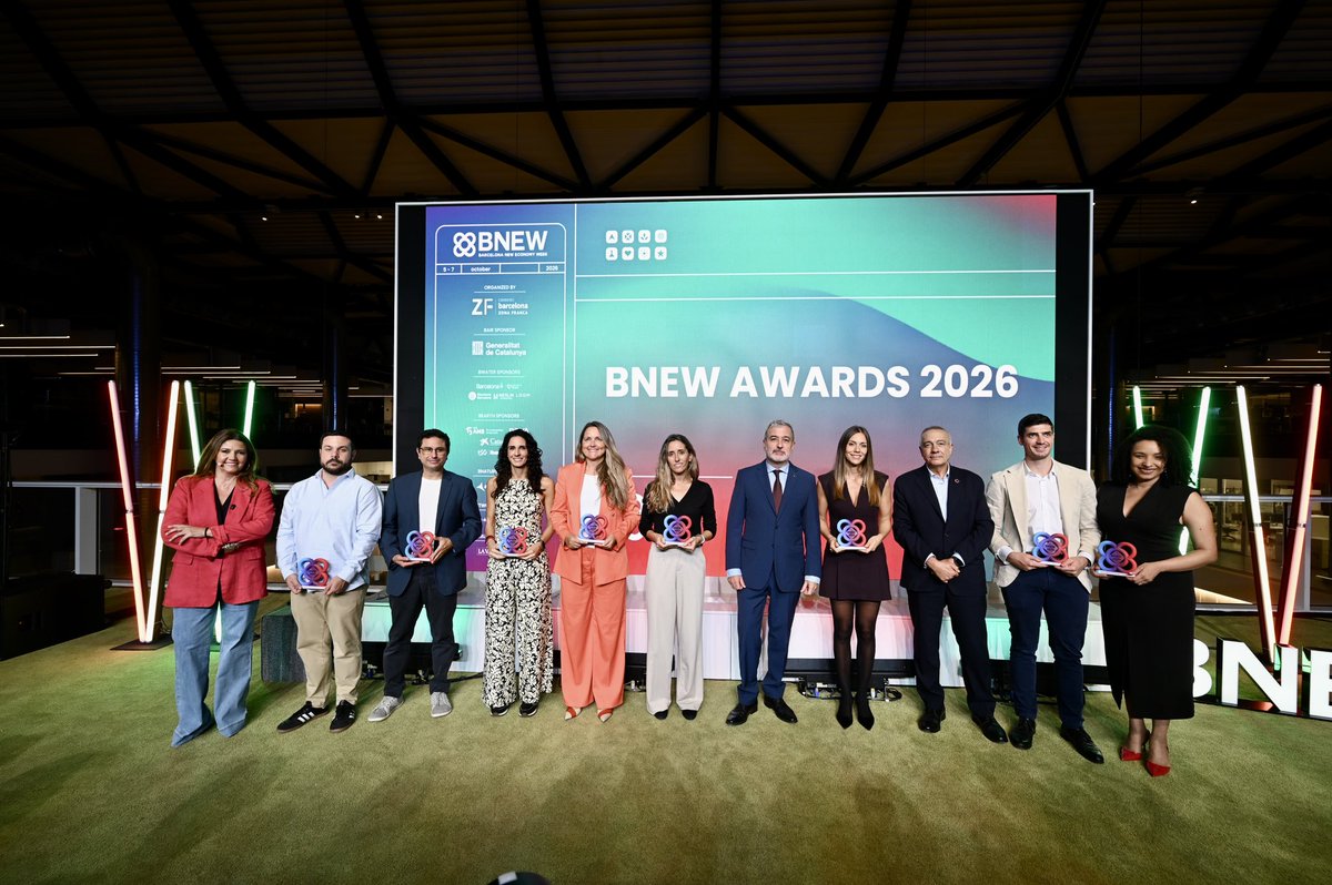 ConsorciZF's tweet photo. 🏆 Ocho startups, ocho soluciones que están transformando la nueva economía.
Con la participación del alcalde de Barcelona, @jaumecollboni, del presidente ejecutivo del CZFB, @pere_navarro, y de la directora general del CZFB, @SorigueBlanca , hemos reconocido en @BnewWeek 2026 los proyectos más innovadores de los sectores estratégicos de la nueva economía. 🚀
¡Enhorabuena a los 8 proyectos premiados!
#CZFB #Innovation #Startups #NewEconomy #Barcelona #BNEW2026
