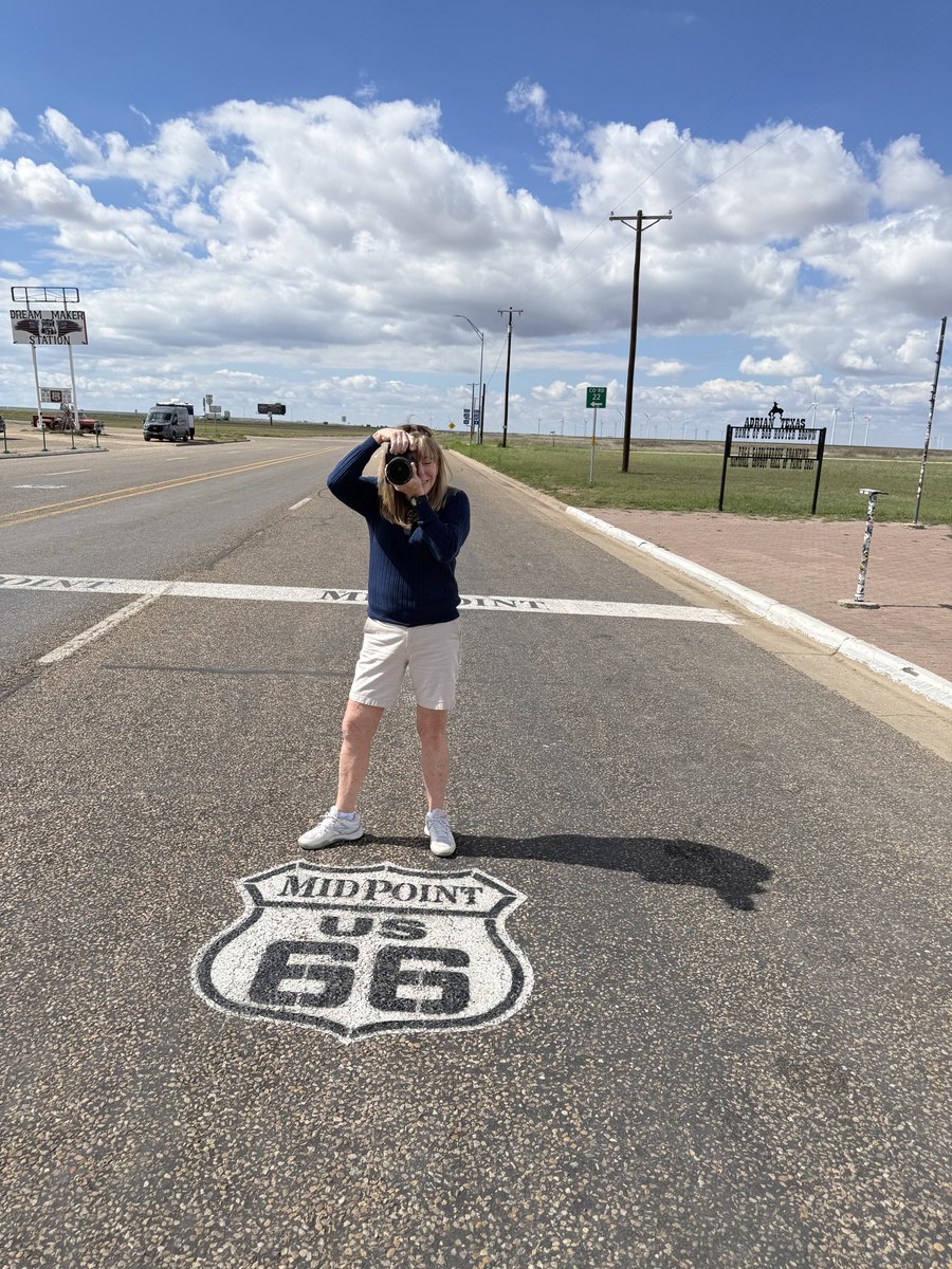 PEGGYSWORDSART's tweet photo. On the Mother Road headed to ABQ Balloon Fiesta via Santa Fe.  Route 66 images to follow! https://t.co/9AalHp3Dd2