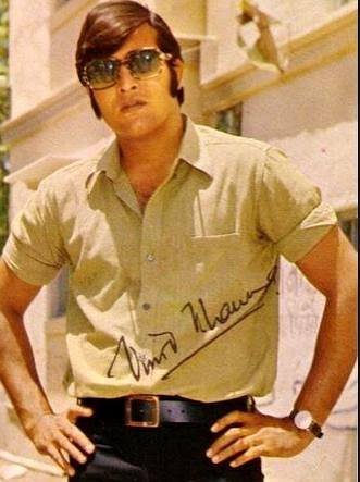 ActorToks's tweet photo. 🎂 Remembering: Vinod Khanna! 

Fun fact: He stunned the film world by walking away from cinema at his peak to join Osho's ashram, before staging a triumphant multi-hit comeback years later.
ActorToks 👇
https://t.co/RfwcpOhIVs
@RanveerOfficial #VinodKhanna #Bollywood . https://t.co/EtJGWtYIAi