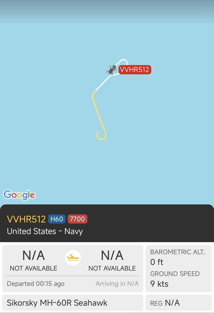 Alfredo3694's tweet photo. Es ist offensichtlich, dass ein Militärhubschrauber der US-Marine nach einem Notruf mit dem Code 7700 ins Meer gestürzt ist. https://t.co/exdQFh0kU6