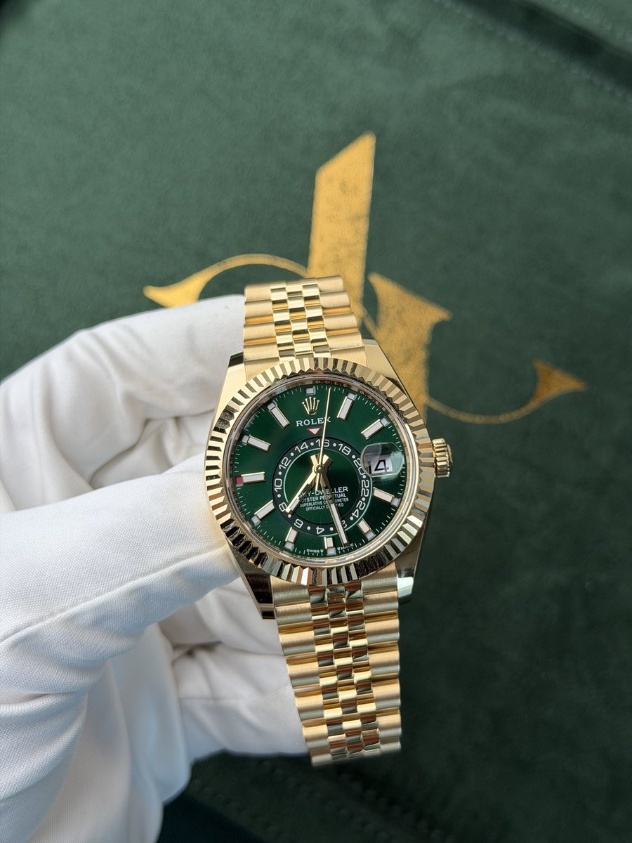 wristassist's tweet photo. What’s your daily go to ?

Available in stock. https://t.co/jBHYygQDDv