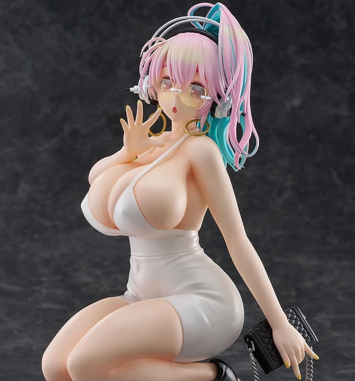 lyraharo's tweet photo. she will be mine next month... https://t.co/xRjVtew9J9