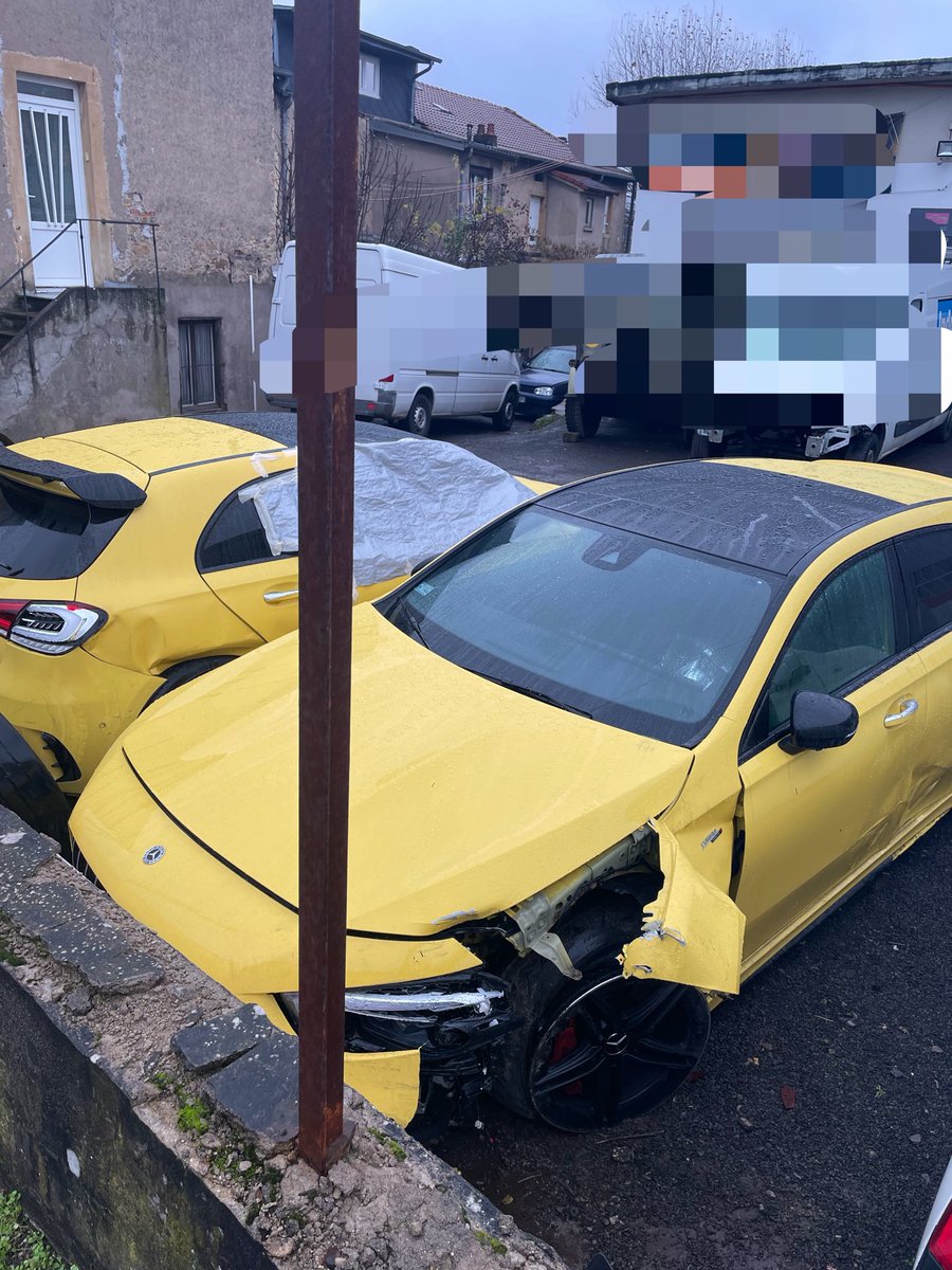 ecomcolorsui's tweet photo. est ce que je devrais vous parler de mon premier business? https://t.co/WMXaU2eytF