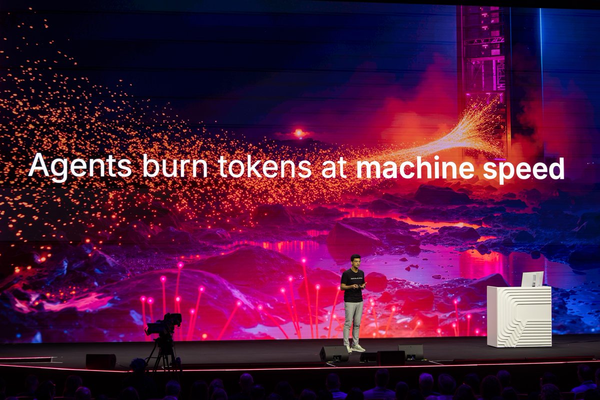 splunk's tweet photo. You can’t optimize AI spend if you can’t see it.

With new Splunk Agent Observability capabilities, teams can track token usage &amp; costs across AI coding tools in one place, and predict final billing before the cycle ends.

More from @msspalert: https://t.co/eKfqAHWcYG #SplunkO11y https://t.co/9FYRWU9bfW