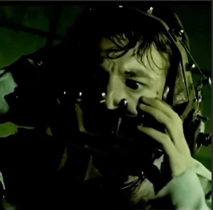 fru1tb4t_'s tweet photo. decided to change my layout in honor of my favorite tragic boy (david/og adam) and because it is #spookyseason 😛😛 https://t.co/AULMDfLj0z