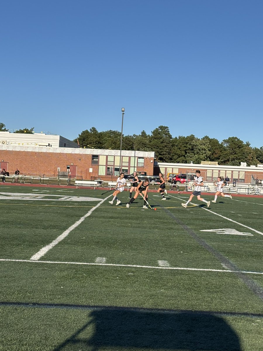 GORAMSathletics's tweet photo. Field Hockey Final:
Marshfield 4
Pembroke 1
Goals scored by Alyssa Charlebois, Penny Schmid, Georgia Concannon &amp; Emma Daly. https://t.co/3BWPHi0agS