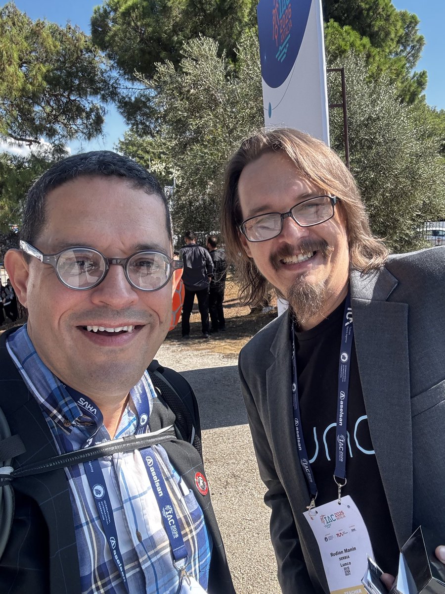 JulioFDRezende's tweet photo. #IAC2026 #SpaceHealth #SpaceSustainability #HabitatMarte #Artemis #SpaceAnalog #AnalogAstronaut #iac2026antalya @iac2026antalya @iafastro @0xIonRod https://t.co/wzdiyyreQo