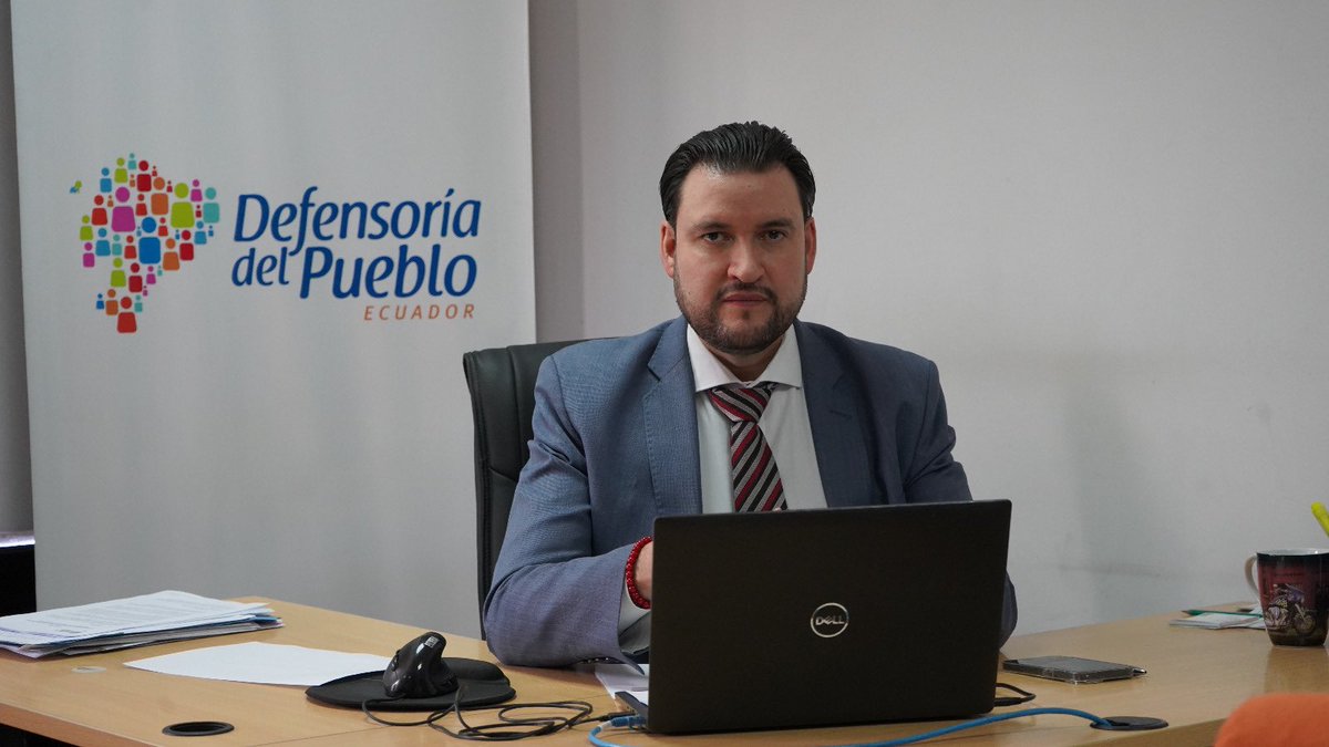 DEFENSORIAEC's tweet photo. 🏛️ Rodrigo Varela, secretario General Misional de la #DefensoríaDelPueblo, participó en la sesión 145 de la @ComisionNinezAN, donde se abordó la atención a niñas, niños y adolescentes (NNA) con hemofilia y el acceso oportuno a los medicamentos que requieren para su tratamiento. https://t.co/ljJsYQdqYU