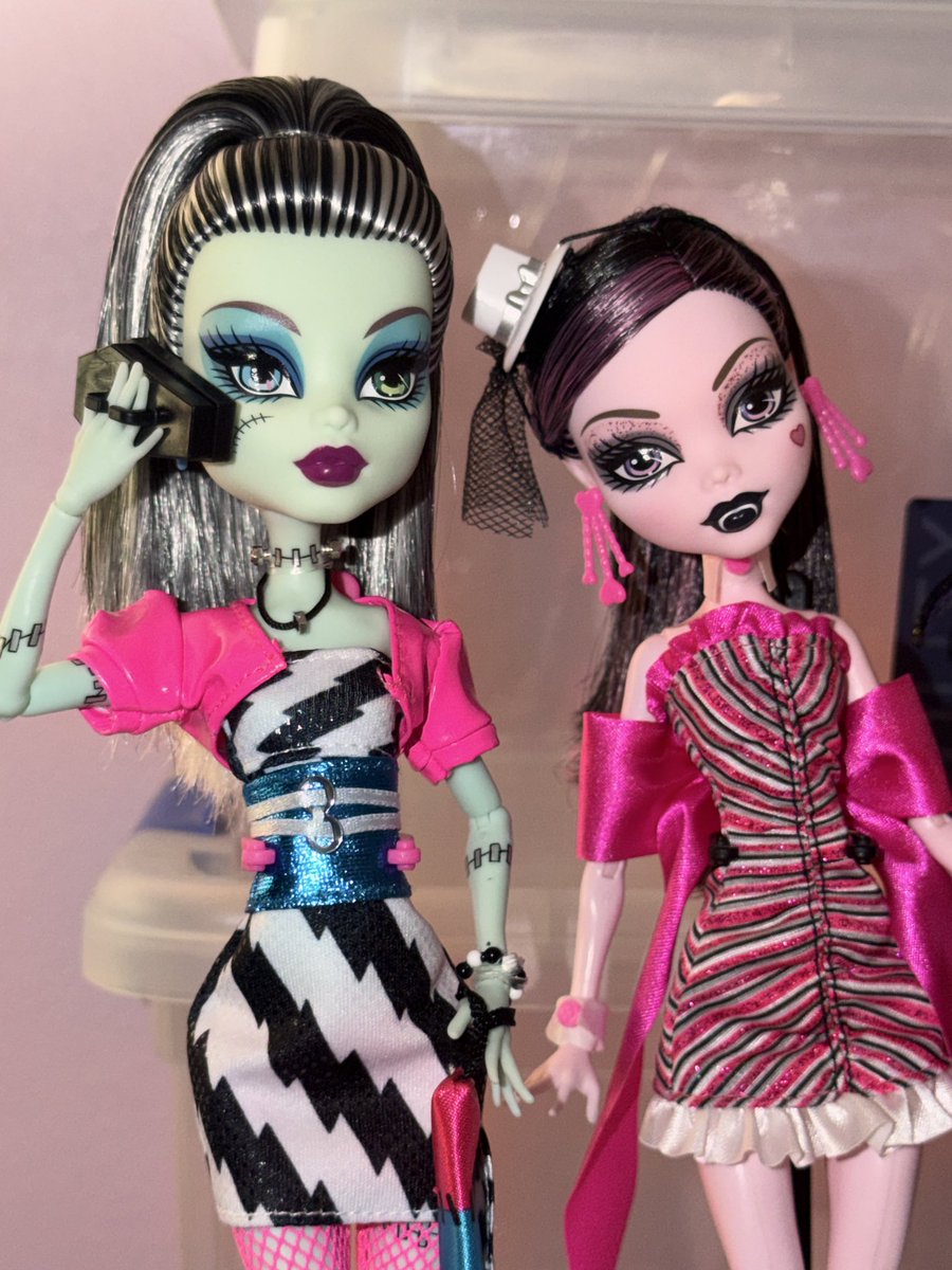 vviperdolls's tweet photo. Dawn of the dance!! https://t.co/RUSwGlPLMP