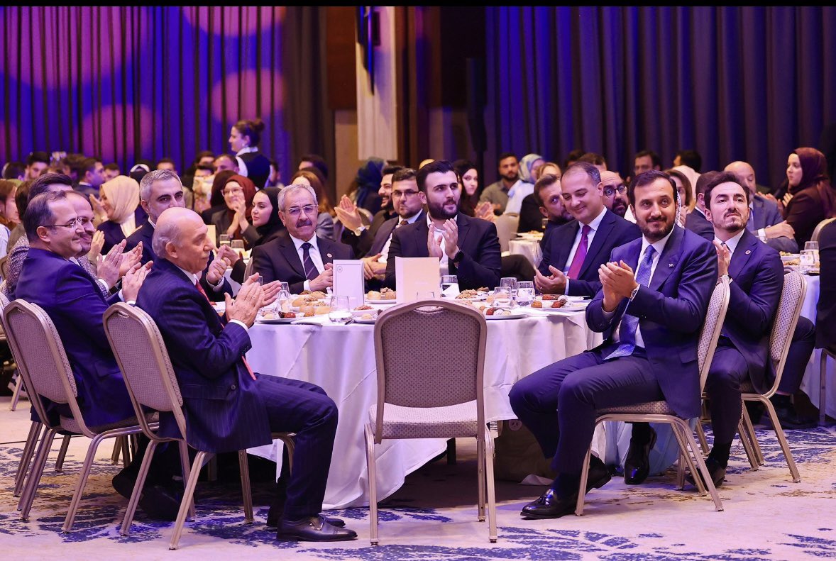 avfilizdeger's tweet photo. Aynı davada 
Aynı yolda
Hukuka ve toplumsal değerlerimize saygılı olarak
Güçlü Türkiye için 
Var gücümüzle 
Çalışacağız 🇹🇷🇹🇷🇹🇷

@_MHPistanbul_ https://t.co/AIdihanckD