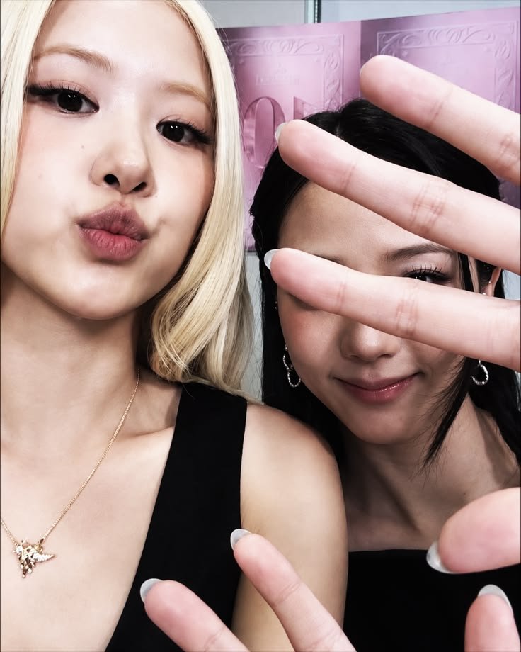 fantasyilly's tweet photo. https://t.co/HjeGdSTWlx