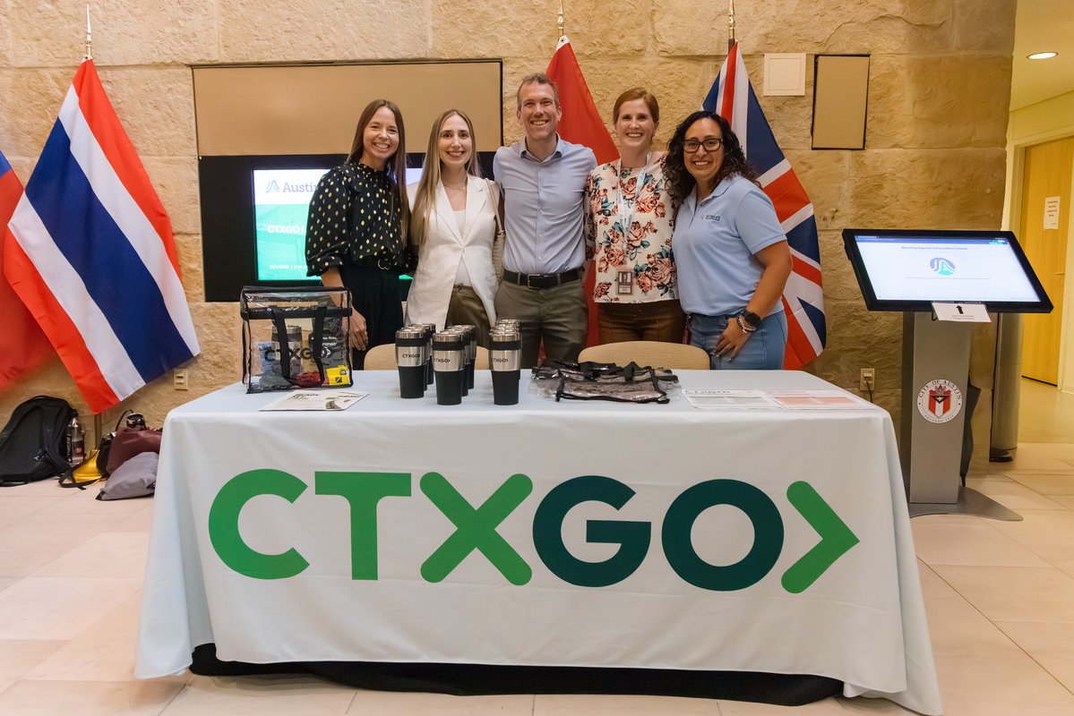austinmobility's tweet photo. 🎉 The City &amp; its regional partners celebrated the official launch of CTXGO last week.

📲 CTXGO is a new app designed to help you get around Central Texas. Find traffic and construction updates, sign up for alerts and explore new ways to commute - all in one place. https://t.co/tmmUx4Fl0v