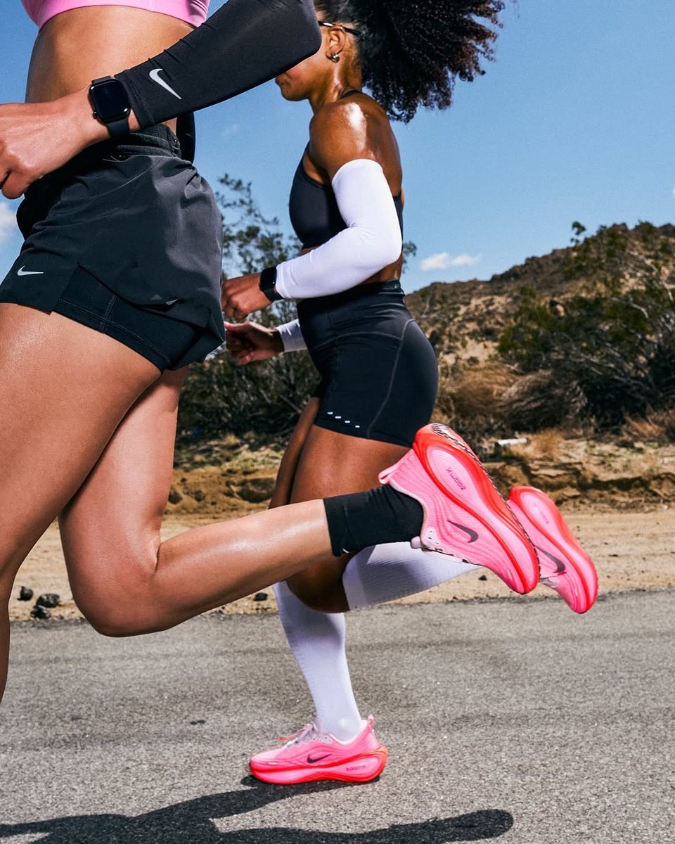 snksng's tweet photo. NIKE “VOMERO PLUS” https://t.co/r2bIKMiVUw