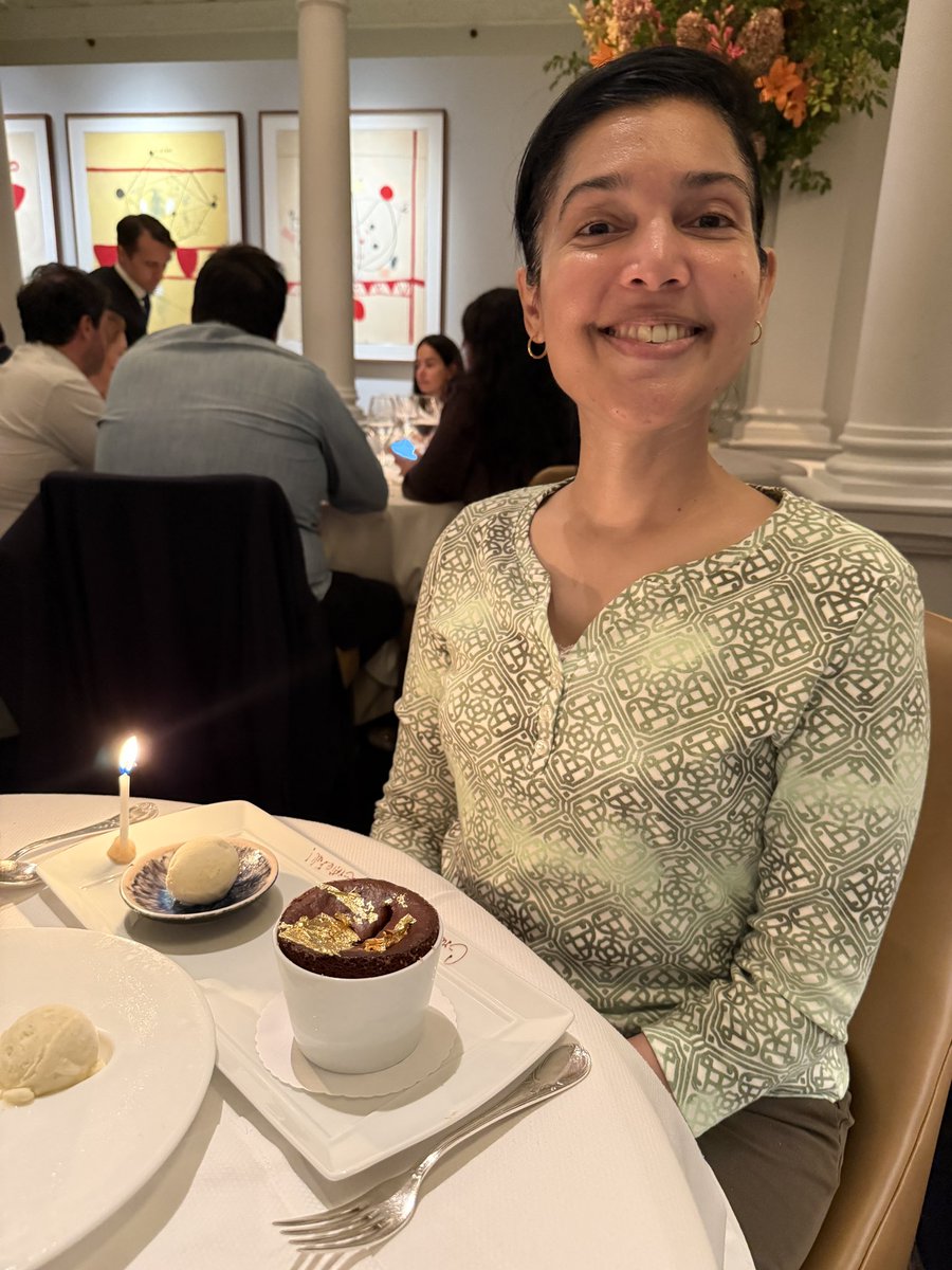 chitranawbatt's tweet photo. Fellow South American love through chocolate souffle.

I am so grateful. 

I have to be grateful.

Grateful, grateful, grateful!

#CodeBreakerMindset #Grateful #Win #Success #Gratitude https://t.co/cfTUTKJdJE