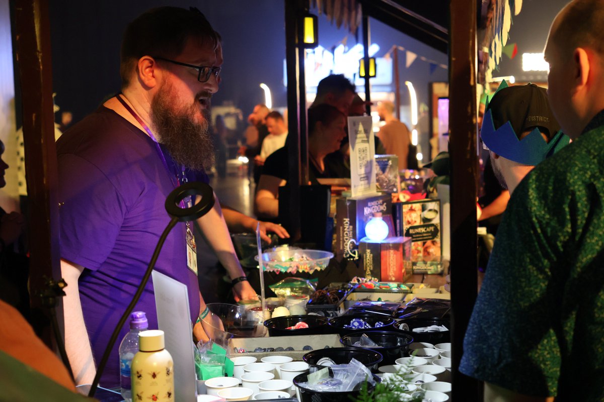 TracyRoshLuna's tweet photo. 🎉 OVER £15,000 RAISED AT RUNEFEST! 🎉

A huge THANK YOU to our amazing community for every purchase &amp; donation, and to our crew who worked non-stop &amp; stepped into new roles to make it happen!

💰 Grand Total Raised: £15,250

Thank you for your generosity! ❤️
1/4 https://t.co/me9LMEQTRN