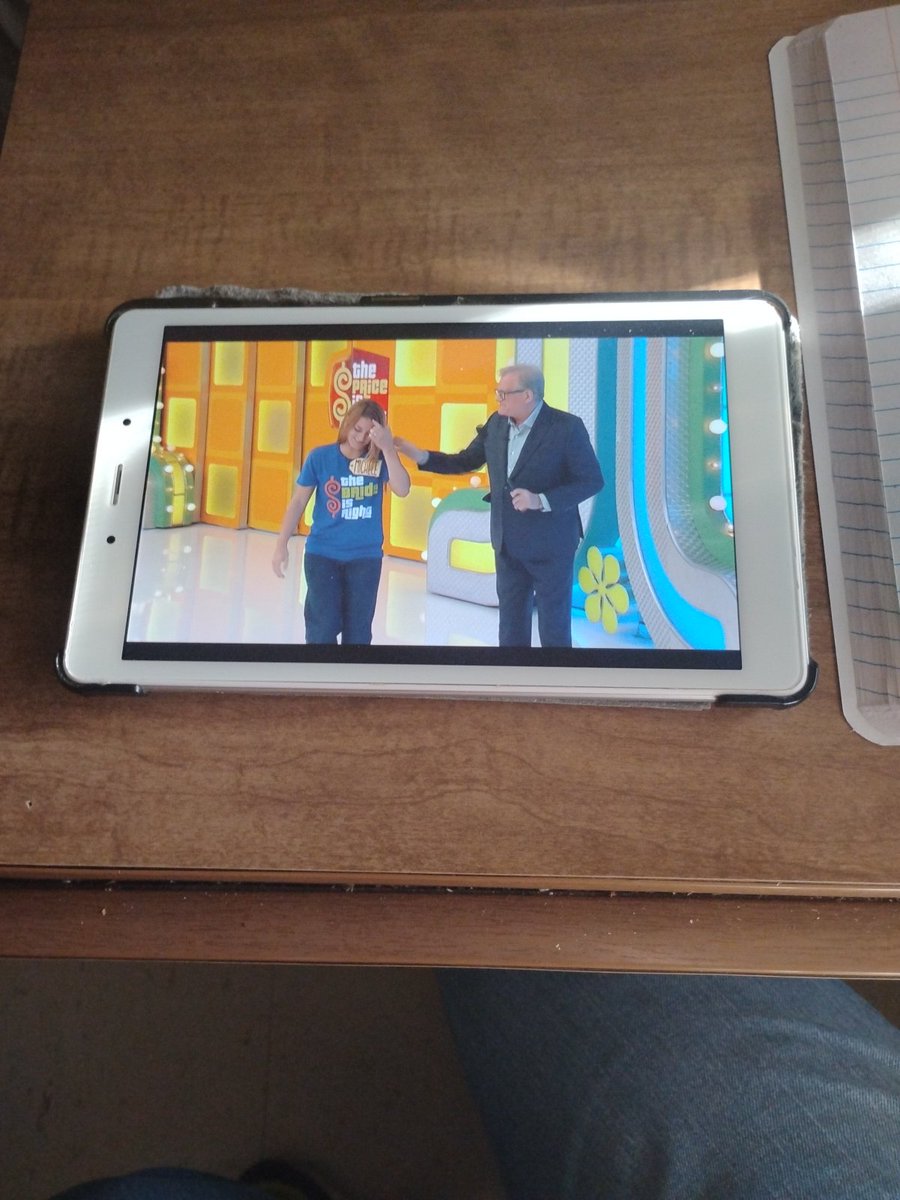 melmangames40's tweet photo. Watching #thepriceisright with @TPIRhost https://t.co/LvPYlGmJQC