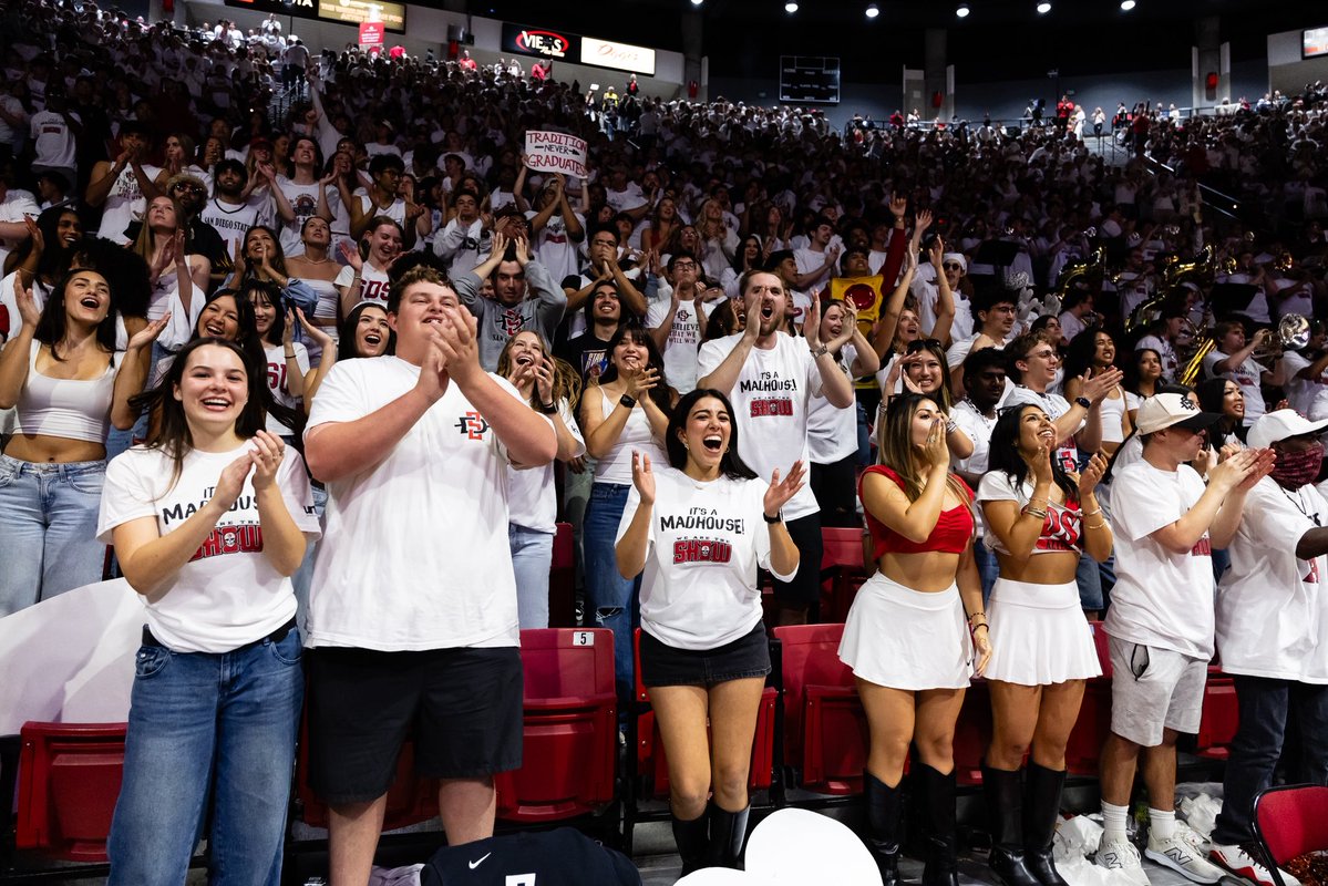 GoAztecs's tweet photo. Hey students, @ViejasArena is calling! We need you at The Show 101 TOMORROW to learn the traditions and cheers before the season! You could win Meta AI glasses, a $500 SDSU Bookstore gift card, autographed basketball and more! Claim your FREE ticket at https://t.co/N7adWGYcVO. https://t.co/DWhIj55Whl