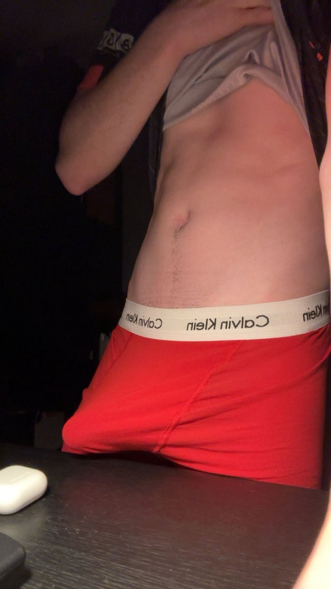 ethanmccain3's tweet photo. Repost if you think I should post this naked 😈😈 I’m so hard and horny tonight 😜😮‍💨😮‍💨

#gaa #straight #bulge #fit #dick #hmu #custom https://t.co/5sGOkst6aW