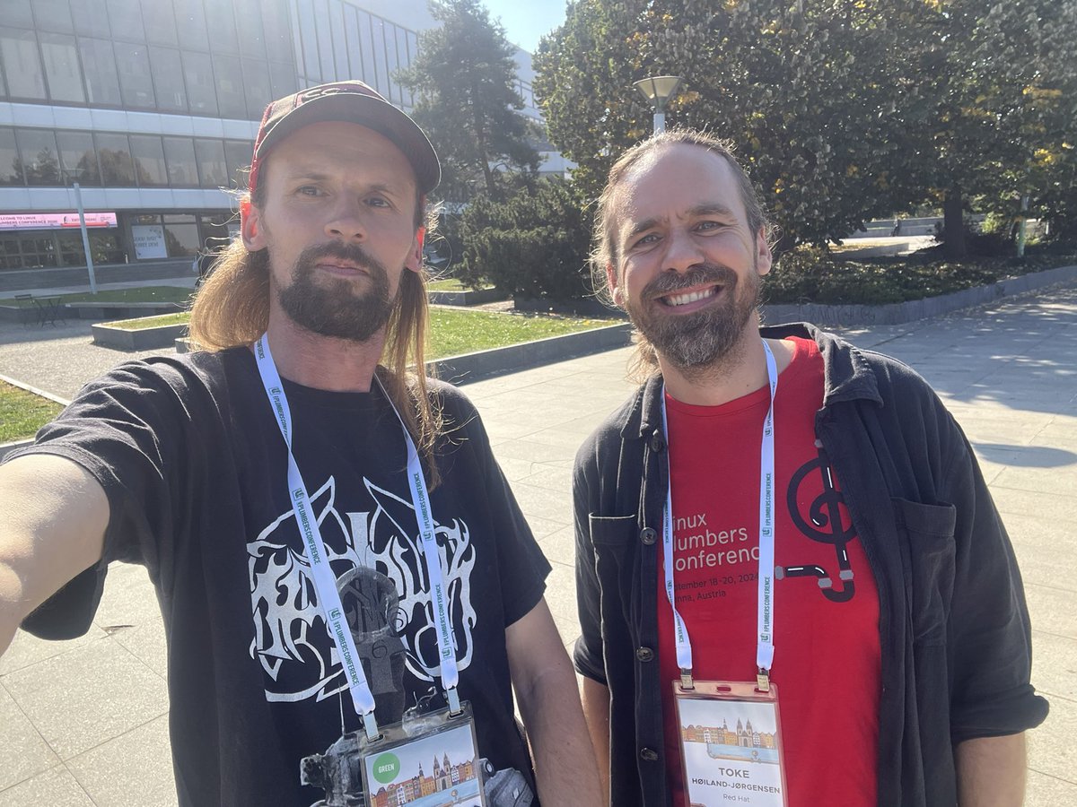FBorsik's tweet photo. Always lovely to meet one and only #TokeHoilandJorgensen, that did a lot of amazing work on #FQ_CoDel (#RFC8290) and #sch_CAKE w/ our badly missed #DaveTaht @mtaht 🖤 at @linuxplumbers 2026
#LinuxPlumbers #OpenSource #LinuxPlumbers2026 #bufferbloat #latency #BandwidthIsALIE https://t.co/1aRObjUjPz