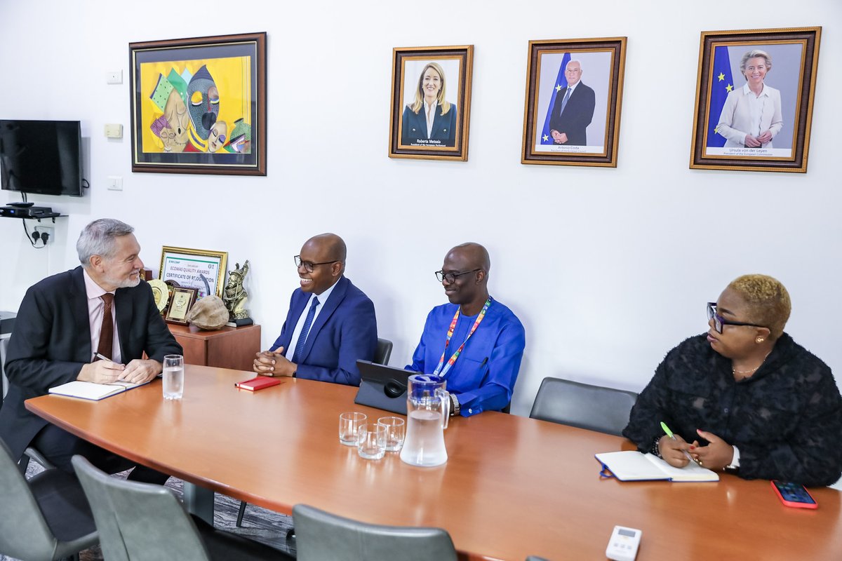 unesco_abuja's tweet photo. #UNESCO Representative to #Nigeria Dr. @isaiasbr met with #EU Ambassador H.E. @GautierMignot2 to reaffirm the strong UNESCO–EU partnership.
Discussions covered progress under the EU-funded #EISS initiative and future cooperation in education, culture, and information integrity. https://t.co/u0ZcgJ1z7o