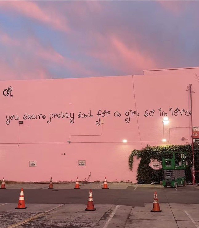 verygutsy's tweet photo. Even the sky was feeling it for you seem pretty sad for a girl so in love’s announcement https://t.co/TSXO8a1UQW