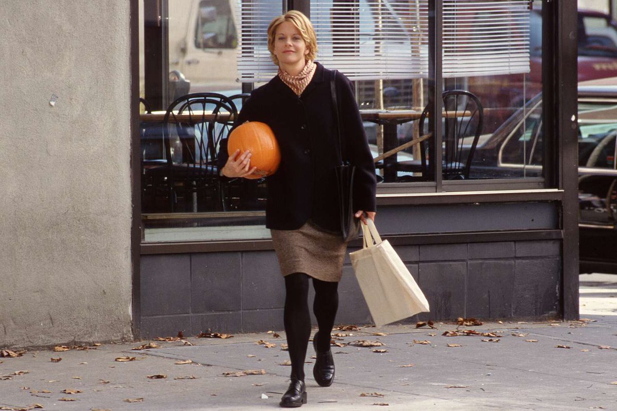 svershbow's tweet photo. How it feels to live on the Upper West Side in October. https://t.co/mjBDKVR9Te