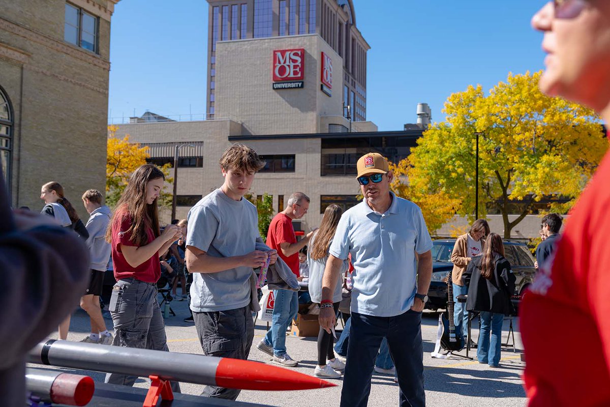 MSOE's tweet photo. It was a beautiful fall weekend for Homecoming on campus! https://t.co/lUxuyYSU2h
