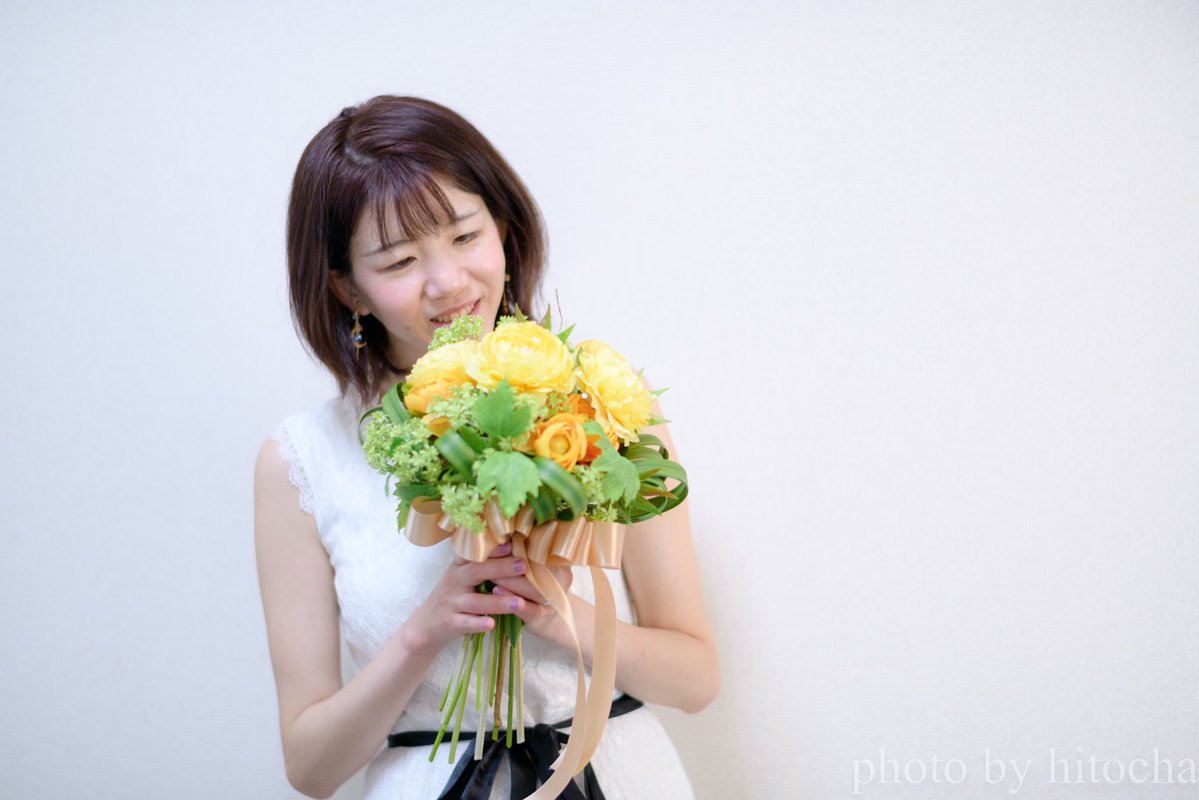yuka_blooming's tweet photo. みなさん。
知っている方もいらっしゃるかもしれませんが、このアカウントは、好きなことや自分の活動のことなどごちゃ混ぜの雑多アカウントですが、なんと！こちらがメインアカウントです😂

わたしの歌や配信のことのみ知りたい方は、こちら@yuka_singer のチェックをお願いします。

リプにつづく↓ https://t.co/I2cnshEWhg