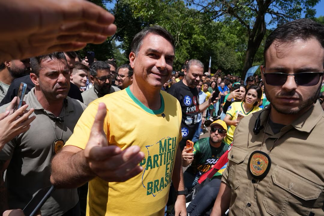 WallStreetMav's tweet photo. Now that Brazil has rejected communism, there are only 3 remaining communist countries in the Western Hemisphere. 

Cuba, Mexico and Canada https://t.co/DyX7yrXf21