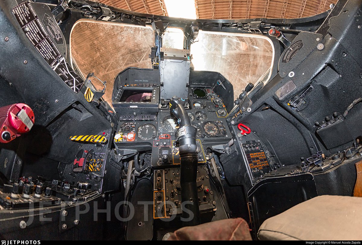 RadarCanarias's tweet photo. En el museo de Gando. Podemos encontrar un Mirage F1 del Ala 46, pero nunca opero con ella. Se trata del C.14-13 un F1CE que estubo toda su vida en el Ala 14 como 14-13 y despues como 14-07. Probablemente no se trajo un F1 de Gando por que eran F1EE y eran mas valiosos https://t.co/TC6CQtgbtX