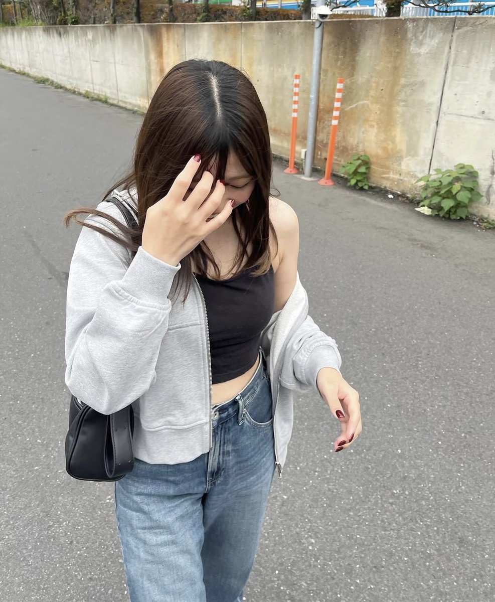mamiqznr's tweet photo. 会えるネコさん抱かせてください💐

#レズビアンさんと繋がりたい  #wlw #レズセ https://t.co/ThDL0ysr9a