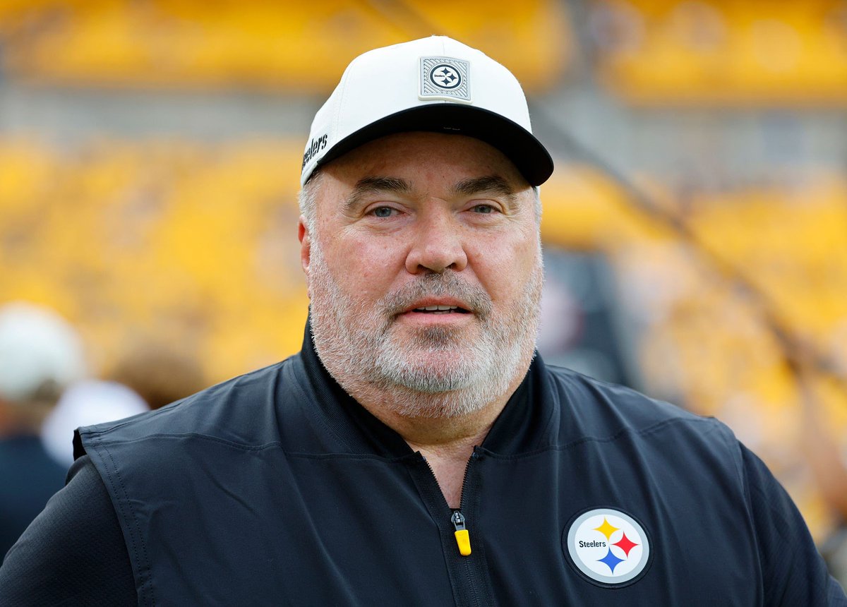 TomlinSteelers's tweet photo. Still waiting to see what Mike McCarthy actually does better than Mike Tomlin because so far these Steelers sure as hell don’t look upgraded, offensively or defensively. https://t.co/MQXAyGaQxB