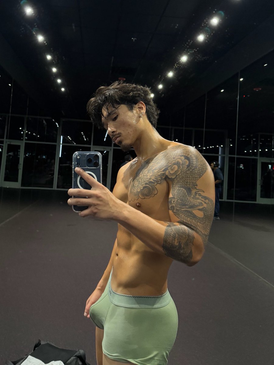 _theyluvrico's tweet photo. body feels so tea rn https://t.co/otecu1u9uI