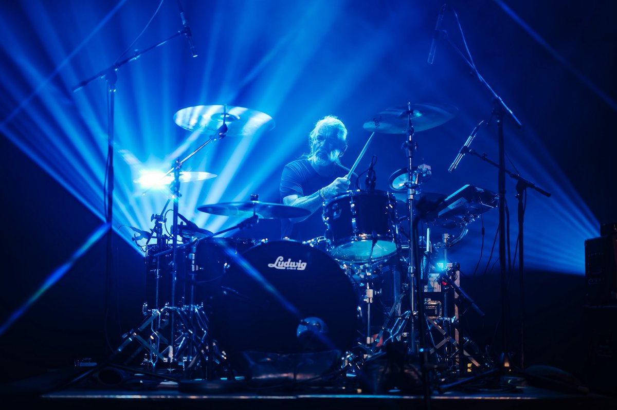 peterhook's tweet photo. More photos…

https://t.co/g5WMx4Brei

📸: Timothy Nguyen https://t.co/zcIR3rkqXG
