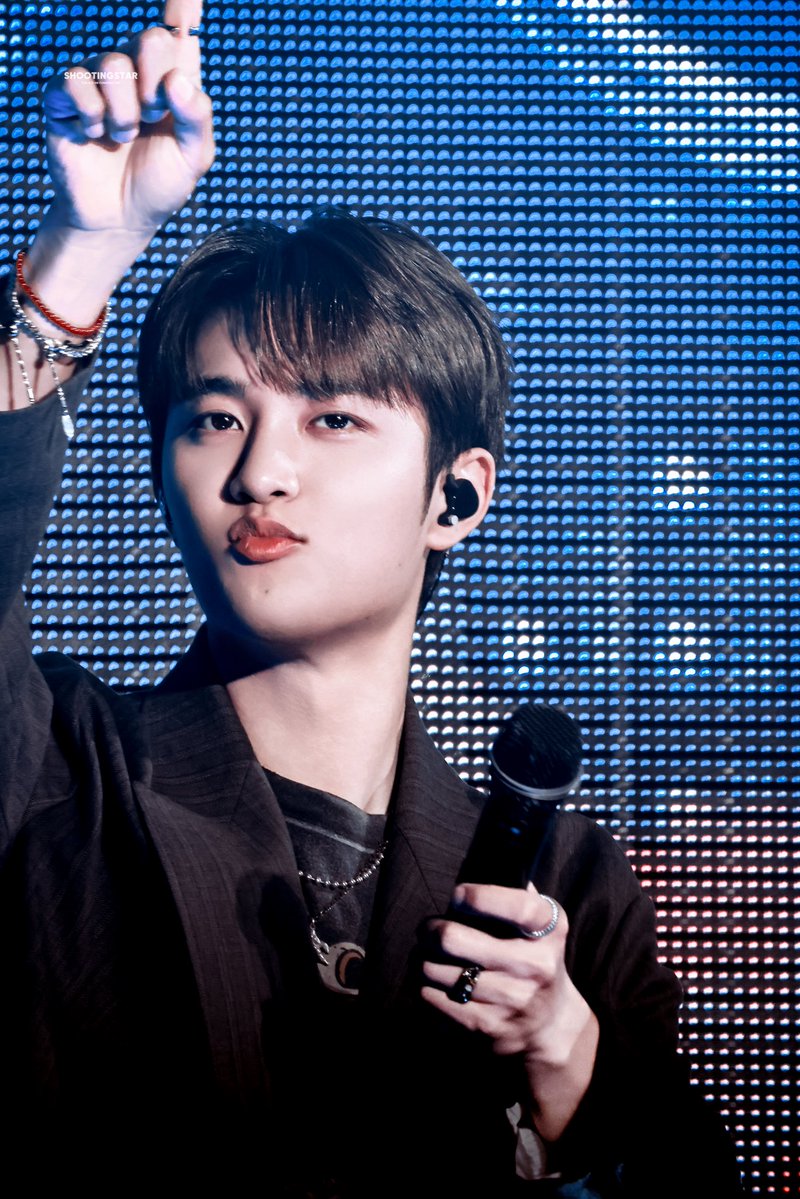 SHOOTINGSTARai7's tweet photo. -

2026.10.03
Morning kiss

@DOHKYUNGSOO_X 

#dohkyungsoo #都暻秀 #kyungsoo #도경수 #ドギョンス https://t.co/BE2OTDtnE1