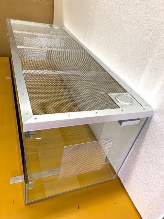 cot_up's tweet photo. レプタケースは透明感のあるオールガラスケージ。お部屋を明るく演出いたします。

リクガメ、地上棲爬虫類用

1200x450x450 
両側面通気口
天部スライド式ガラス蓋

お問合せメール
info@cot-up.com

https://t.co/sfiHpL271p
https://t.co/0fSgJnnfWi https://t.co/eQiXw3Srch