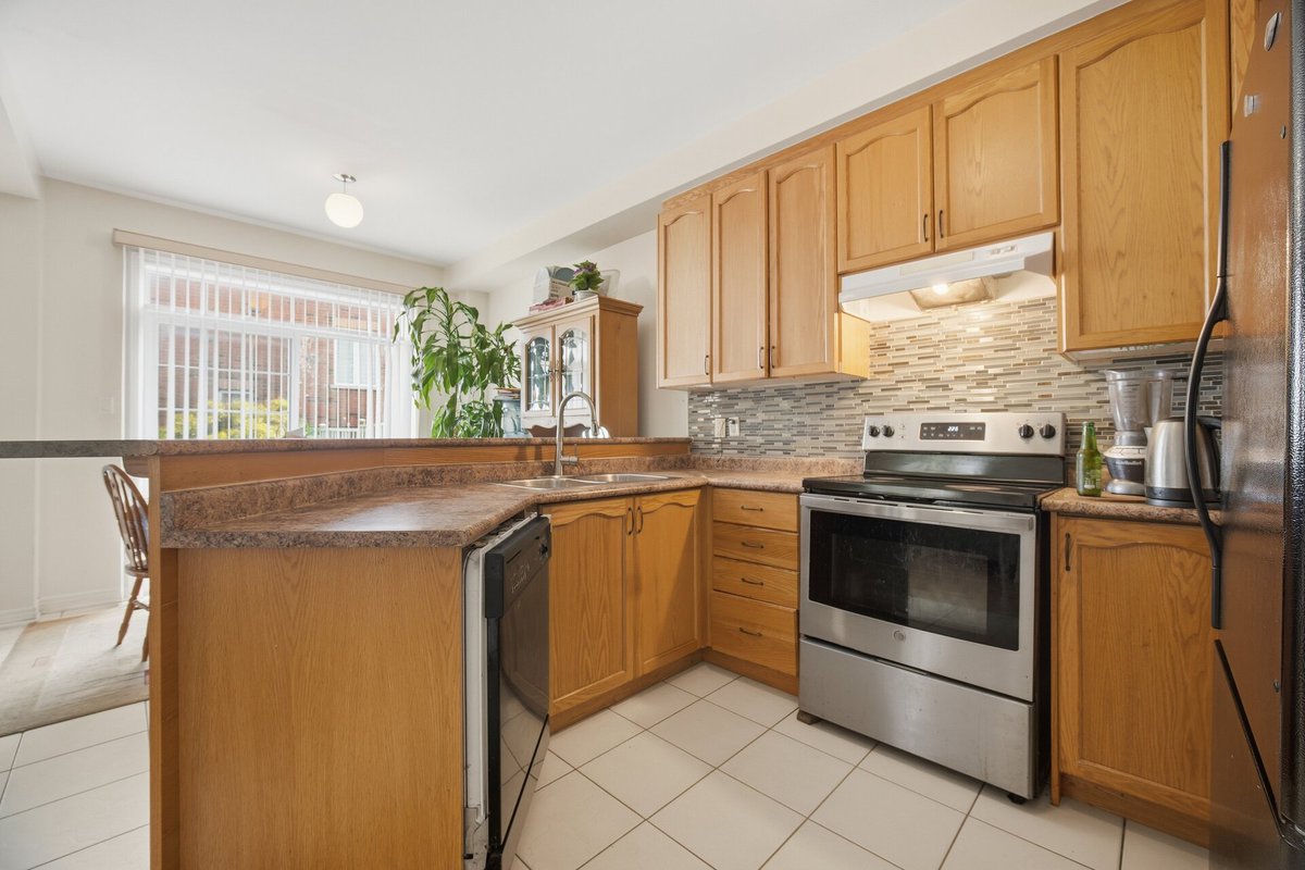 HarjitHarvey's tweet photo. JUST LISTED by Harjit & Harvey Group!
Click for details: https://t.co/Gyp2Qq0rnQ
#harjitharveygroup #harveysingh #vanshsaini #karandhami #wekeepyoufirst #remax #Bramptonrealestatemarket #Bramptonrealestate #yyz #Brampton #fletcherswest #sandringhamwellington #65connolly https://t.co/tqsxpMinUz